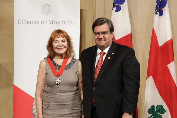 Francoise Sullivan, officière